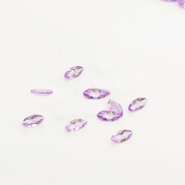20pcs/lot Light Purple 5x10-8x16mm Marquise Brilliant Facet Cut 100% Authentic Natural Amethyst Crystal High Quality Gem Stones For Jewelry
20pcs/lot Light Purple 5x10-8x16mm Marquise Brilliant Facet Cut 100% Authentic Natural Amethyst Crystal High Quality Gem Stones For Jewelry