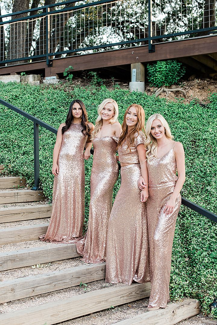 Gold Sequined Jumpsuits Bridesmaid Dresses Scoop Neck Long Wedding Guest Dress Floor Length Plus Size Maid Of Honor Gowns
