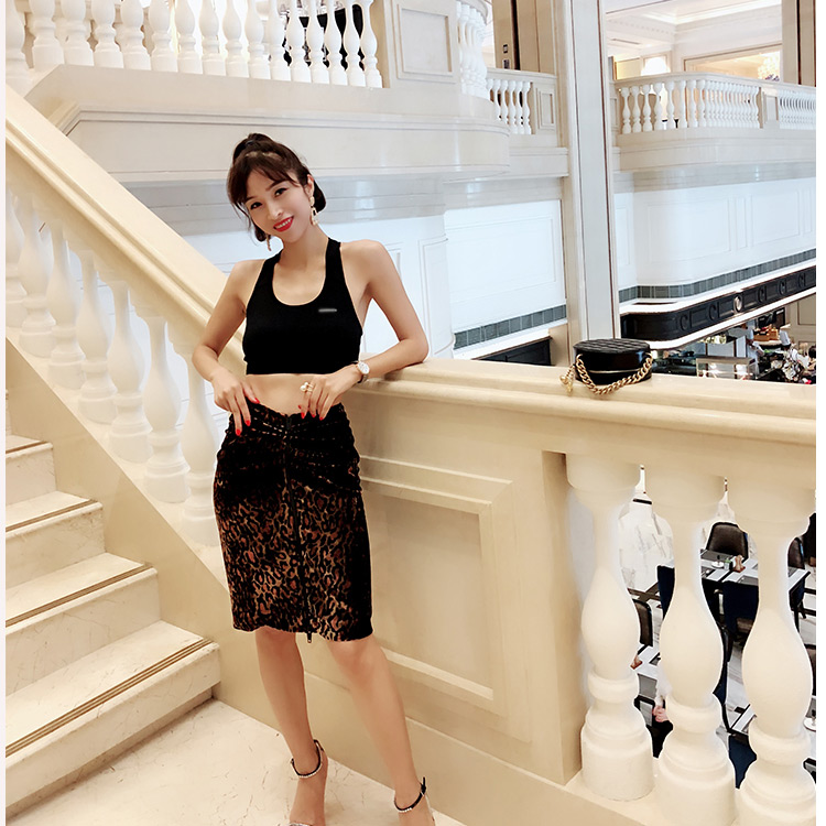 ElfStyle Leopard Printed Sweatshirt Pullover Top With Hoodies - Leopard Printed Short Mini Skirt, Only skirt
ElfStyle Leopard Printed Sweatshirt Pullover Top With Hoodies - Leopard Printed Short Mini Skirt, Only skirt