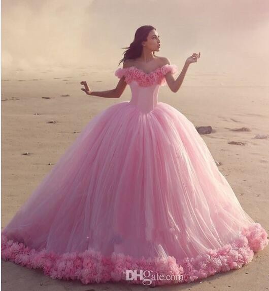 2020 New Arrival Romantic Pink Ball Gown Wedding Dresses Puffy Off Shoulder Flowers Backless Court Train Dream Princess Bridal Party Gowns