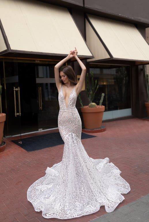 Julie Vino Mermaid Wedding Dresses Deep V Neck Lace Applique Sequins Sexy Backless Wedding Dress Sweep Train Bridal Gowns Vestidos De Novia