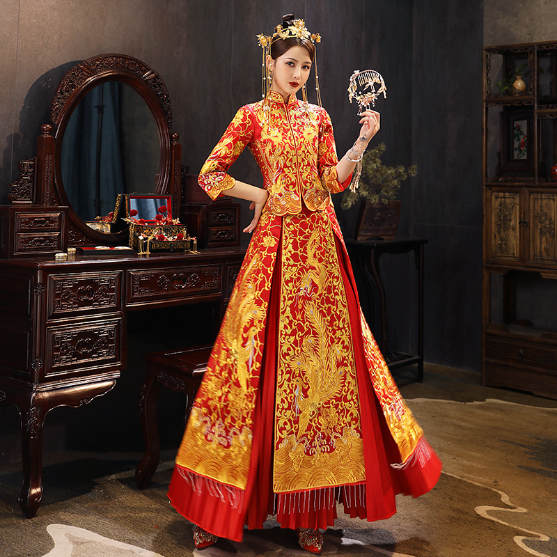 Xiuhe Chinese Traditional Embroidery Formal&Phoenix Wedding Dress Cheongsam Oriental Vintage Hanfu Qipao
Xiuhe Chinese Traditional Embroidery Formal&Phoenix Wedding Dress Cheongsam Oriental Vintage Hanfu Qipao