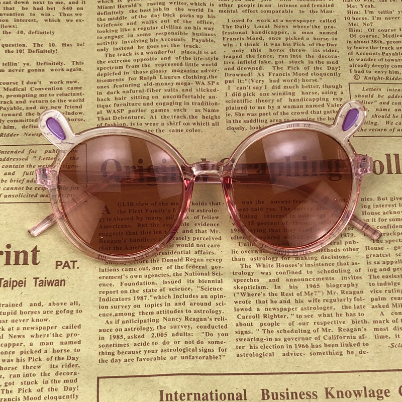 2020 Ocean Film children's Sunglasses female cartoon decoration children's Sunglasses anti ultraviolet Travel Baby glasses in summer 1687
2020 Ocean Film children's Sunglasses female cartoon decoration children's Sunglasses anti ultraviolet Travel Baby glasses in summer 1687