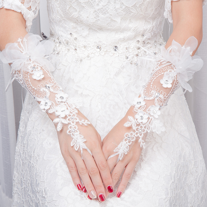 2019 White Bridal Gloves Cheap Lace Applique Crystals Below Elbow Length Gloves With Ribbon In Stock Wedding Accessories