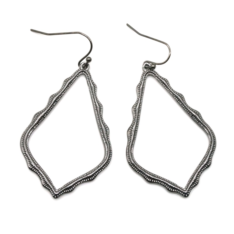 Style Hollow Waterdrop Frame Charms Earrings Fashion Dangle Earring for Women Party Gift MKI