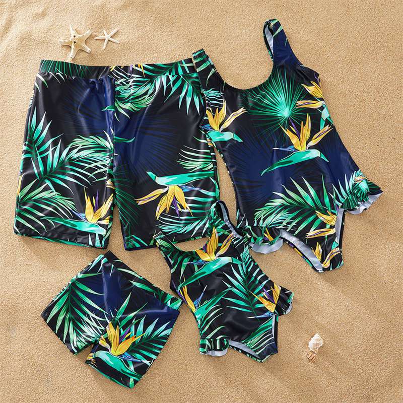 Family Matching Swimwear Tropical Green Leaves Beachwear Father Mother and Children Swimsuit Swimming Trunks Family Set