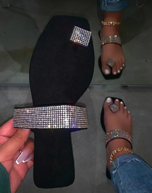 2020 New Spring/summer Bright Diamond Slippers Single Finger Rhinestone Candy Color Flat Women Sandals Durable Beach Non-slip, Black
2020 New Spring/summer Bright Diamond Slippers Single Finger Rhinestone Candy Color Flat Women Sandals Durable Beach Non-slip, Black