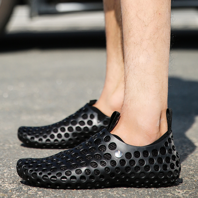 Hot Sale-Men's Hole Shoes Men's Beach Shoes Women's Casual Baotou Sandals Summer Sandals Korean Couples Tide 2026