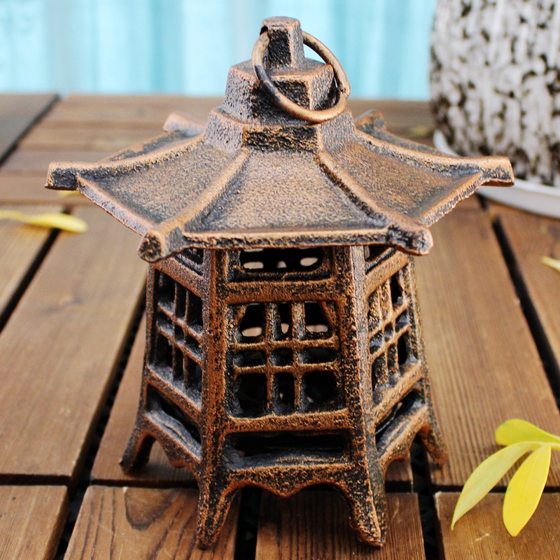 Candle Lantern Cast Iron Hanging Candle Holder Garden Tea Light Tealight Holder Outdoor Yard Lanterns Decoration Metal Crafts Antique Retro
Candle Lantern Cast Iron Hanging Candle Holder Garden Tea Light Tealight Holder Outdoor Yard Lanterns Decoration Metal Crafts Antique Retro