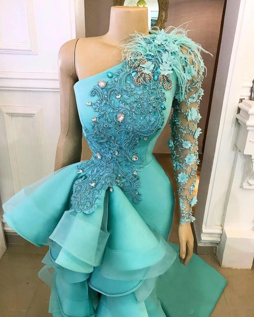 2020 New Sexy Turquoise Hunter One Shoulder Prom Dresses for Women Split Mermaid Feather Flowers Ruffles Formal Evening Dress Party Gowns