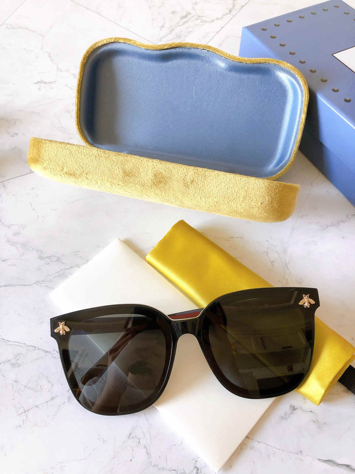 Designer Sunglasses High Quality Metal Hinge Sunglasses Men Glasses Women Sun glasses UV400 lens Unisex with Original cases G0308
Designer Sunglasses High Quality Metal Hinge Sunglasses Men Glasses Women Sun glasses UV400 lens Unisex with Original cases G0308