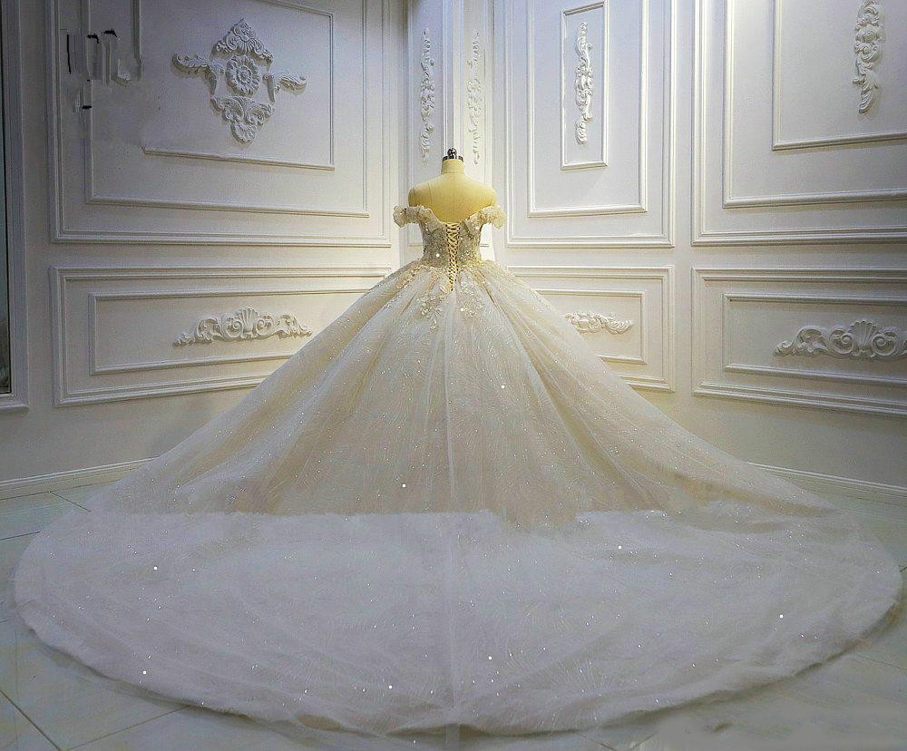 2020 Gorgeous Ball Gown Wedding Dresses 3D Floral Appliqued Sequins Beaded Sweep Train Custom Made Weeding Gown Bridal Dress