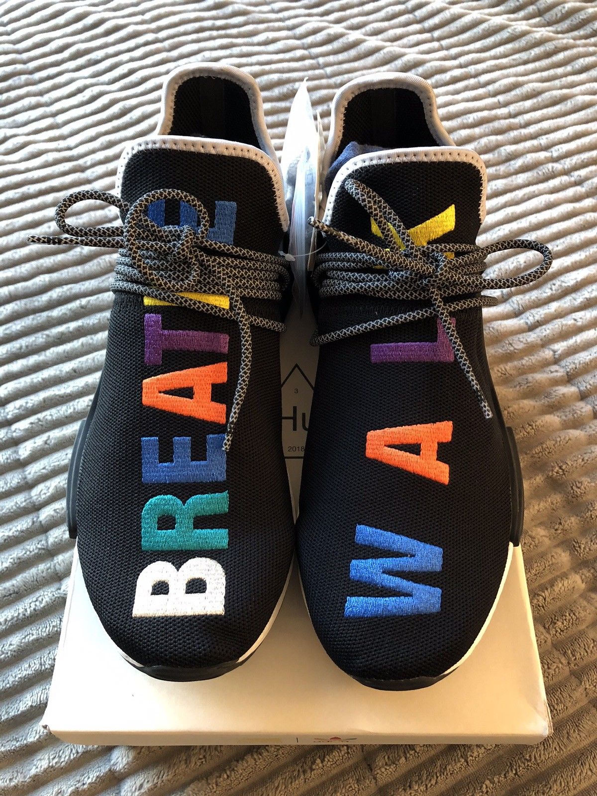 Pharrell PW HU Human Race Breathe Walk Friends Family CP9596 Men Womens Running Shoes Solar Holi Trai Red Blue Green Orange Sports Sneakers, 13
Pharrell PW HU Human Race Breathe Walk Friends Family CP9596 Men Womens Running Shoes Solar Holi Trai Red Blue Green Orange Sports Sneakers, 13