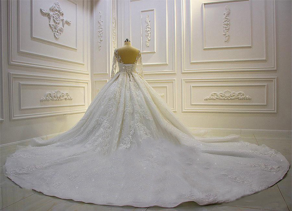 Modest Long Sleeve Ball Gown Wedding Dresses Bridal Gowns Sheer Jewel Neck Lace Appliqued Sequins Plus Size Robe De Mariee Custom Made