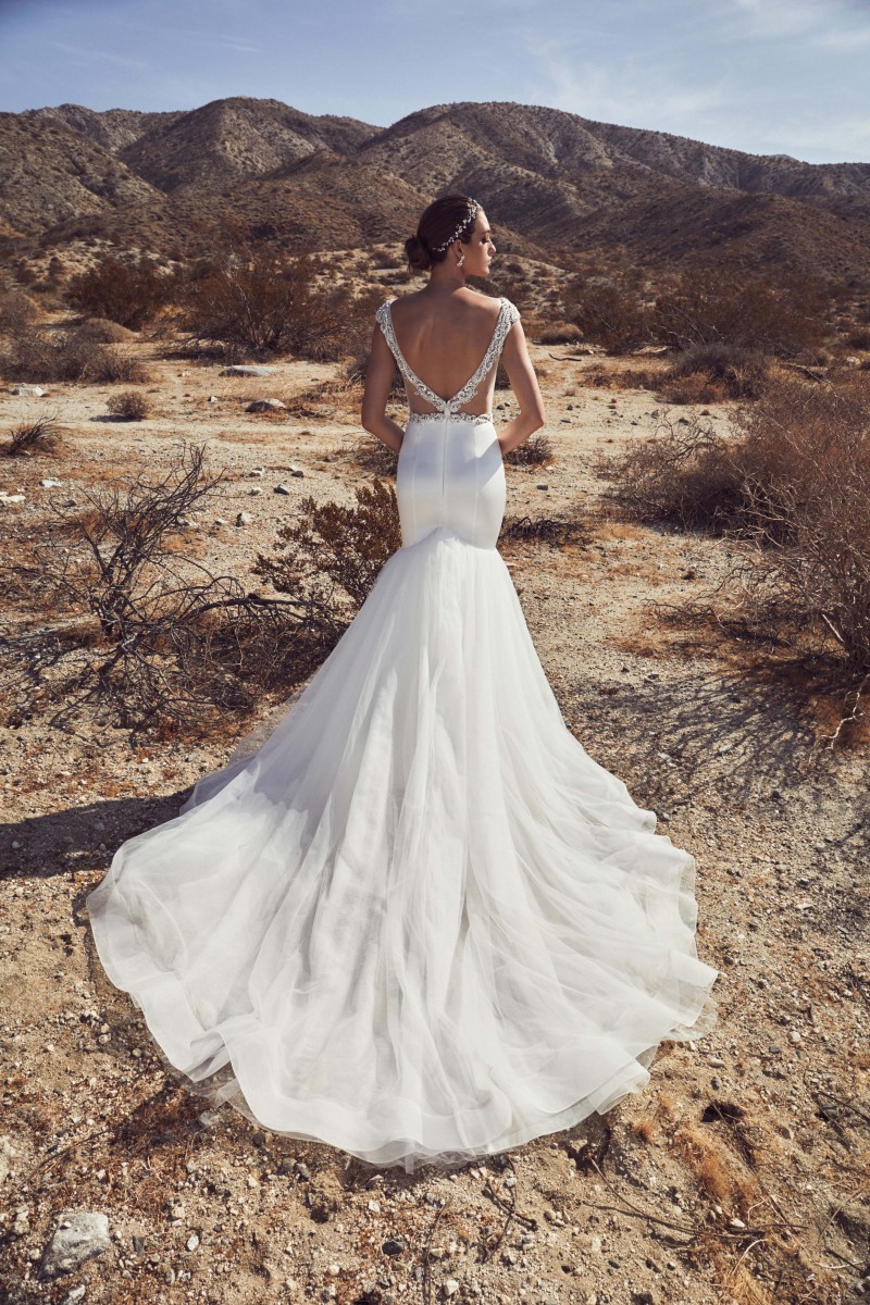 calla blanche mermaid wedding dresses v neck satin bridal gowns sleeveless backless crystal beach boho wedding dress custom