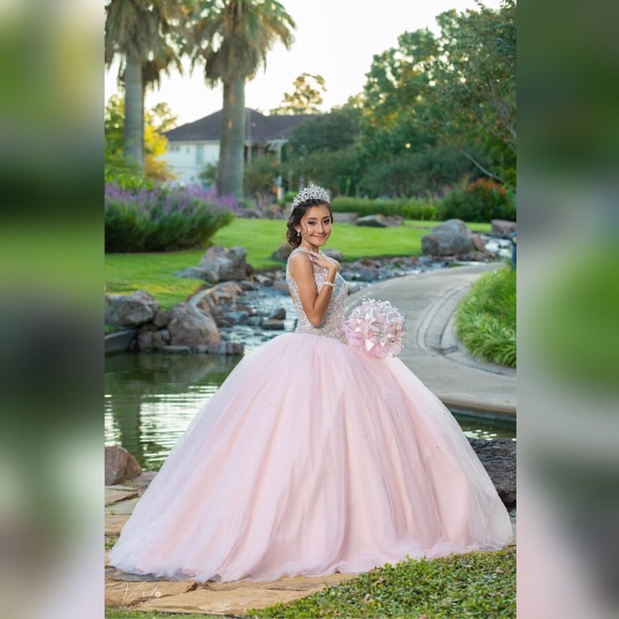 Beaded Crystals Sequins Quinceanera Prom Dresses Pink Sexy Pink Backless Tulle Cheap Ball Gown Evening Party Sweet 16 Dress