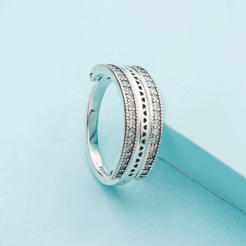 Stylish and charming heart ring for Pandora 925 sterling silver with CZ diamond flip high quality ladies ring with original box
Stylish and charming heart ring for Pandora 925 sterling silver with CZ diamond flip high quality ladies ring with original box
