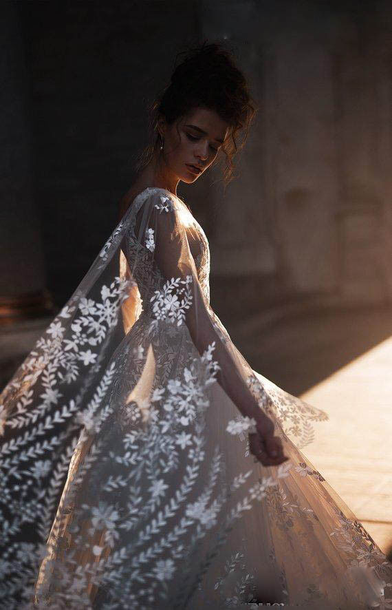 Beach A Line Wedding Dresses V Neck Lace Appliques Long Sleeves Bridal Gowns Plus Size Wedding Gown robe de mariée