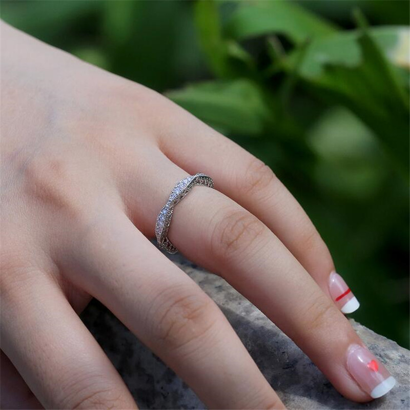 2019 New Arrival Handmade Vintage Fashion Jewelry 925 Sterling Silver Hollow 5A Cubic Zirconia CZ Diamond Women Wedding Band Ring For Lovers
