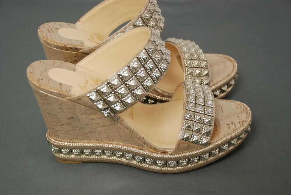 2020 Women Cool Sandals Wedges Sandal Slipper,Luxurious Red Soles Shoes For Women ECU Wedge Studded Wedge Heels,Party Dress Wedding, Black
2020 Women Cool Sandals Wedges Sandal Slipper,Luxurious Red Soles Shoes For Women ECU Wedge Studded Wedge Heels,Party Dress Wedding, Black