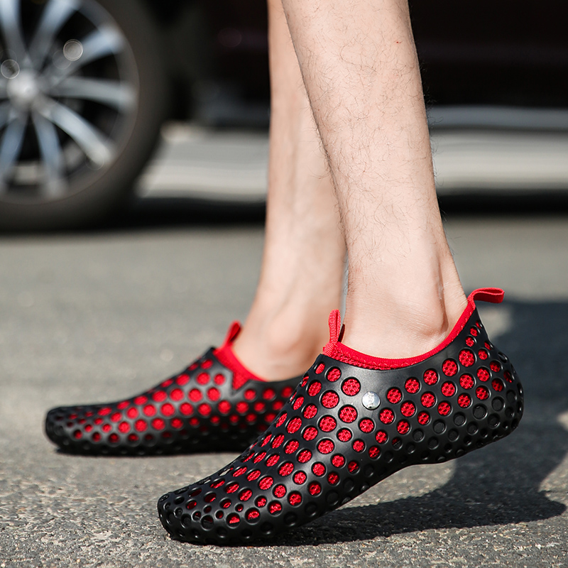 Hot Sale-Men's Hole Shoes Men's Beach Shoes Women's Casual Baotou Sandals Summer Sandals Korean Couples Tide 2026