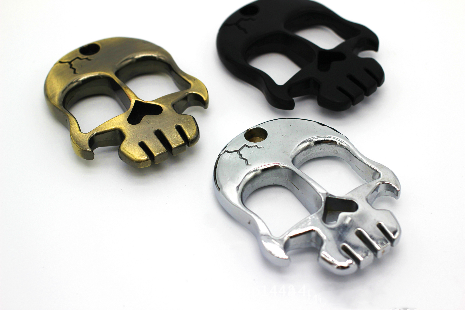 brass skull Protective Gear tool knuckle dusters Self Defense Personal Security finger self-defense Pendant knuckle dusters
