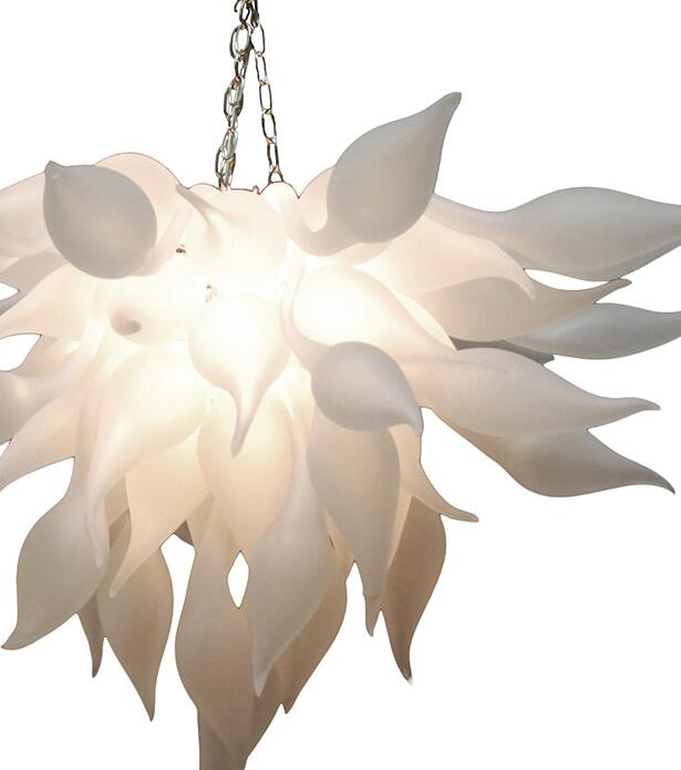 New Artistic White Murano Chandelier Light China Supplier Cheap Hand Blown Glass Chandelier for Art Decor LED Bulbs