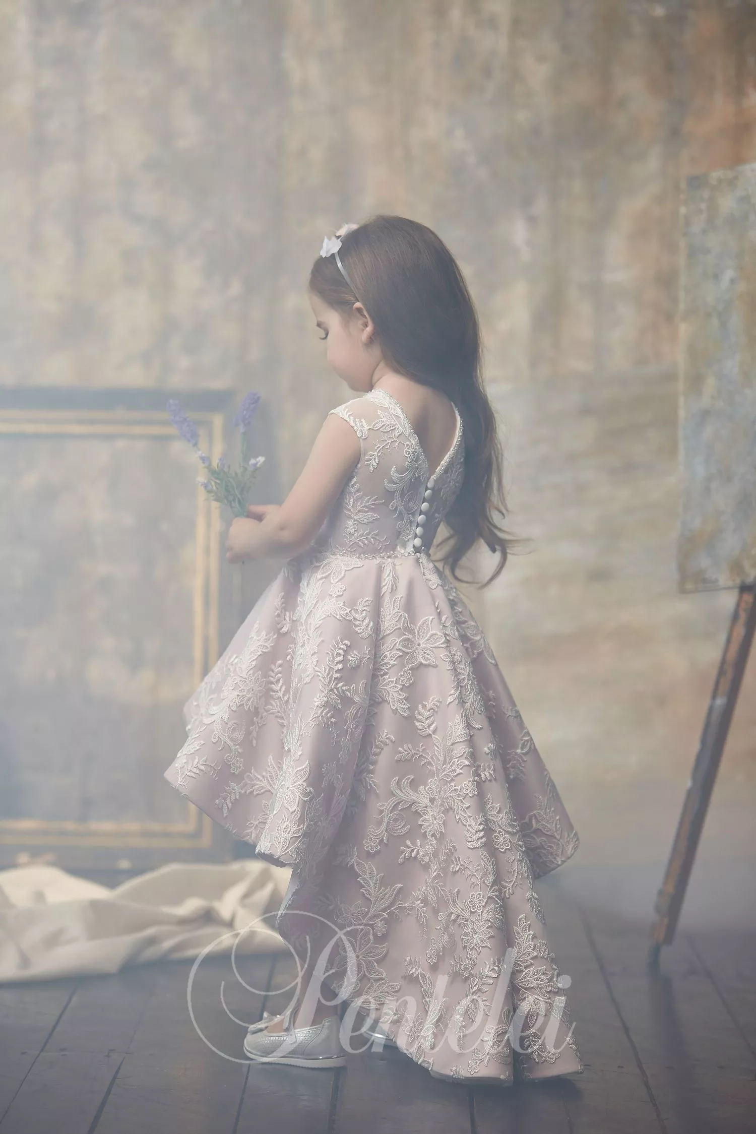 2020 High Low Flower Girl Dresses Lace Appliqued Jewel Neck Cute Little Kids Birthday Party Gowns Girls Pageant Dress