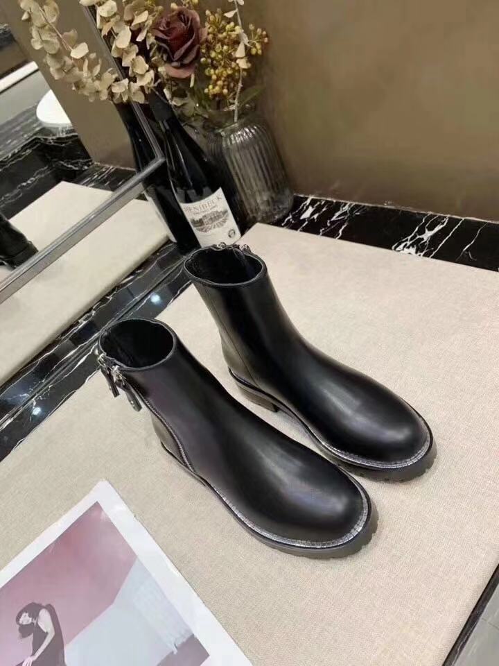 FASHIONVILLE ~ 2019081902 40 BLACK GENUINE LEATHER ZIPPY FLAT SHORT BOOTS FASHION STYLISH BIKER, Black/ask size first
FASHIONVILLE ~ 2019081902 40 BLACK GENUINE LEATHER ZIPPY FLAT SHORT BOOTS FASHION STYLISH BIKER, Black/ask size first