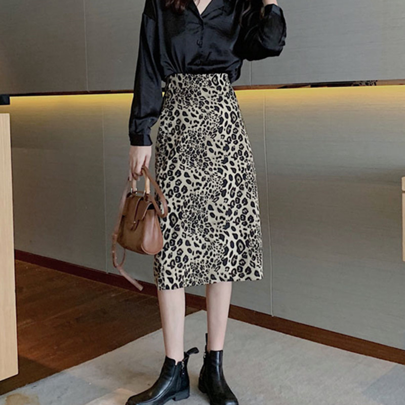 Korean Fashion Leopard Skirts Women Elegant Women A-line Skirt Woman High Waist Print Skirts Midi Skirt Faldas Mujer Moda
Korean Fashion Leopard Skirts Women Elegant Women A-line Skirt Woman High Waist Print Skirts Midi Skirt Faldas Mujer Moda