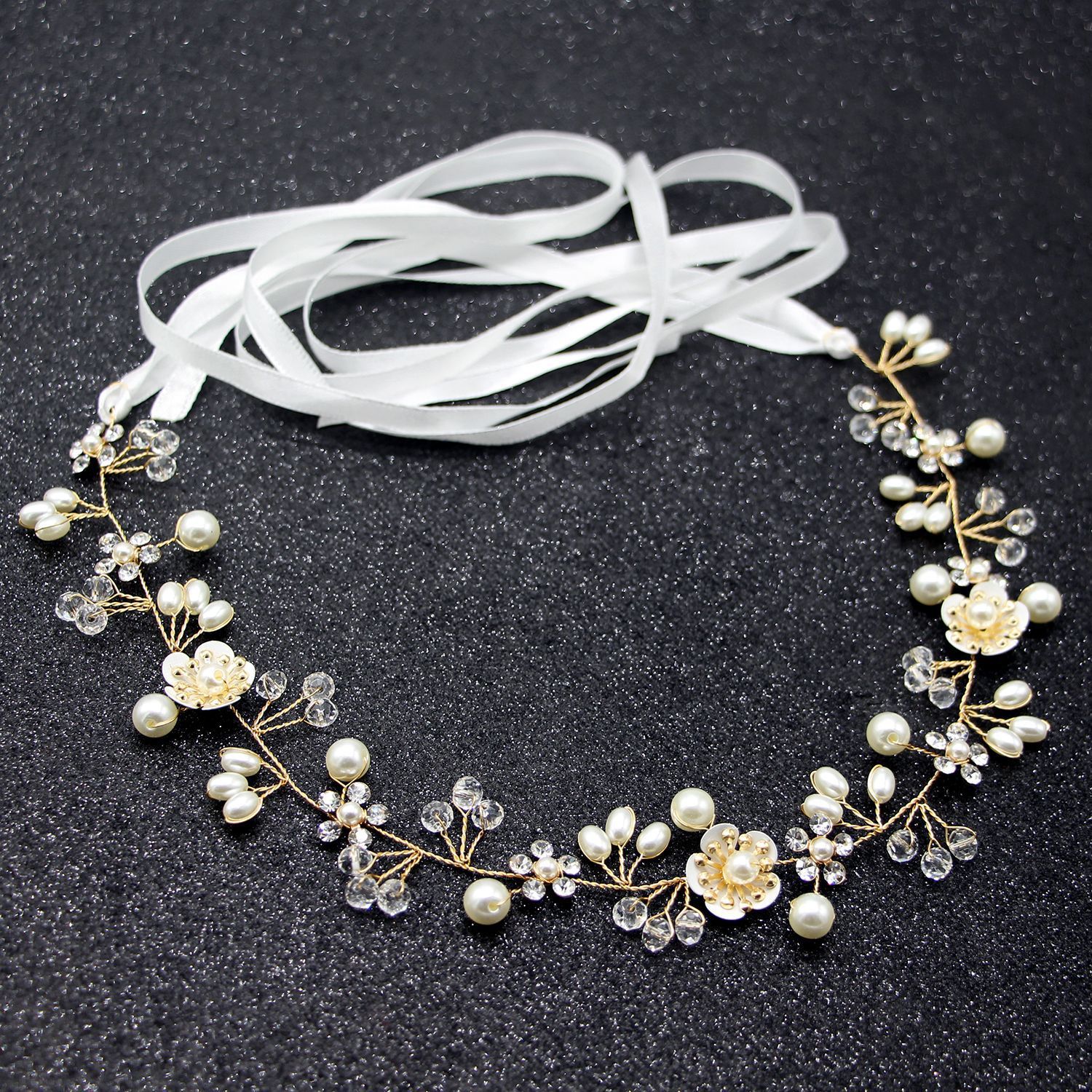 Bride Ornaments Aestheticism Flower Manual A String Of Beads Head Bring Hair Band Wedding Dress Girl Headwear Hair Decorate
Bride Ornaments Aestheticism Flower Manual A String Of Beads Head Bring Hair Band Wedding Dress Girl Headwear Hair Decorate