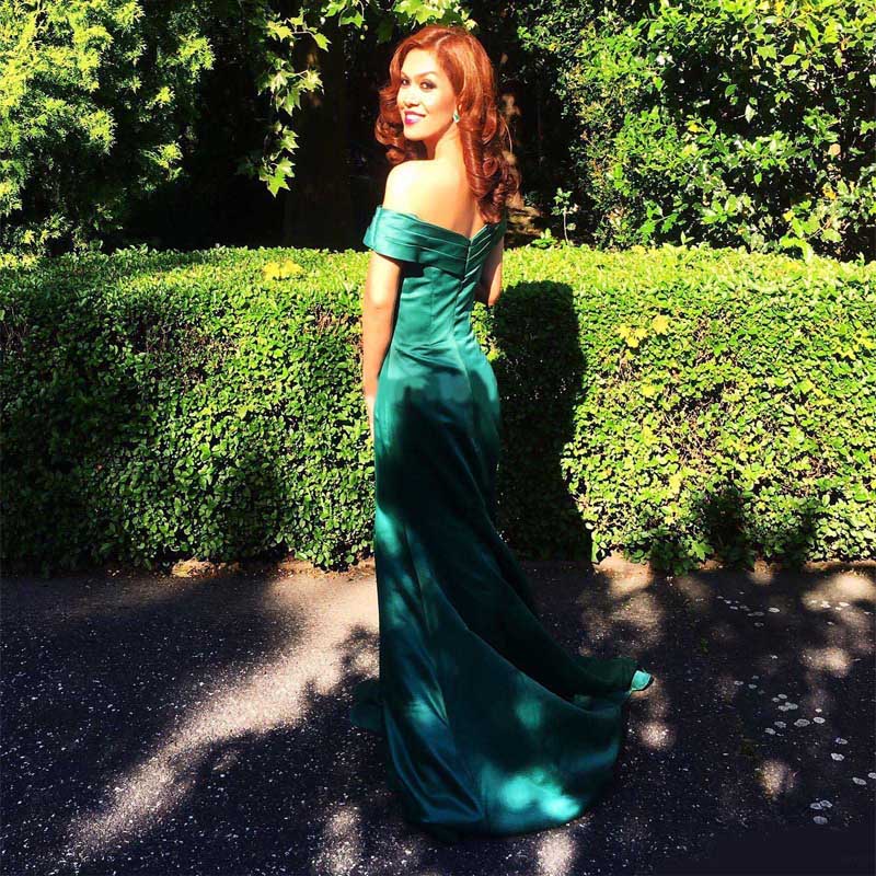 Hunter Off Shoulder Mermaid Bridesmaid Dresses Draped Sweep Train Garden Country Arabic Wedding Guest Gowns Maid of Honor Dress Plus Size