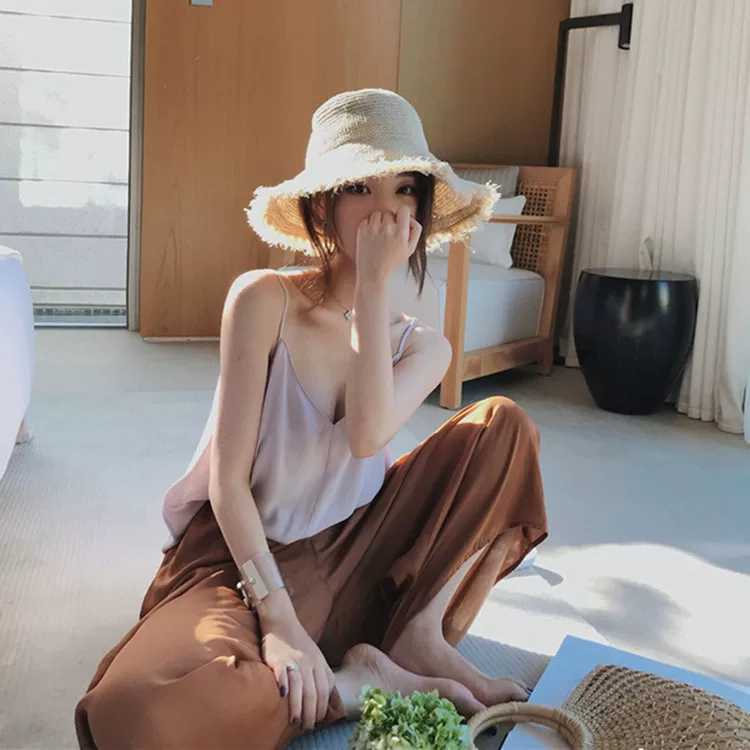 Handknitted solid color sun big hat bristle side breathable straw hat ladies summer sunscreen beach hat foldable2865004