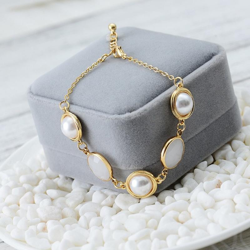 2020 New Products Listed Fashion hot Elegant Women's Pearl Crystal Bracelet Jewelry Hand Jewelry bracelets Wholesale HWASY1804
2020 New Products Listed Fashion hot Elegant Women's Pearl Crystal Bracelet Jewelry Hand Jewelry bracelets Wholesale HWASY1804