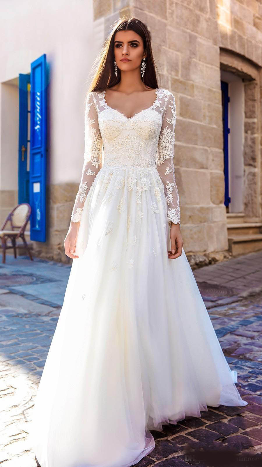 Vintage A line Wedding Dresses Long Sleeves Elegant V Neck Lace Tulle Appliques Plus Size Vestios De Novia Free Shipping Bridal Gowns