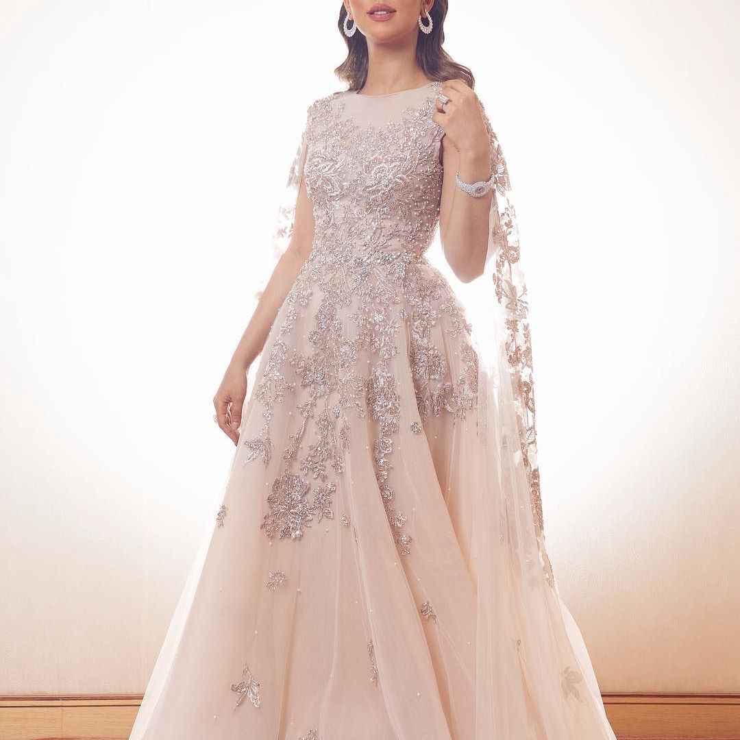 2020 Arabic Evening Dresses With Wrap Cape A Line Lace Appliques Beads Luxury Prom Dress Custom Dubai Plus Size Formal Gowns Party Wear