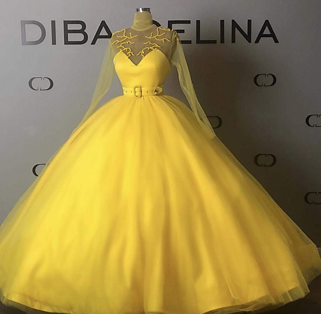 

2020 Modern Yellow High Neck Quinceanera Dresses Prom Ball Gowns Sashes Pearls Illusion Long Sleeves Sweet 16 Girls Dress Vestidos De Novia, Light sky blue