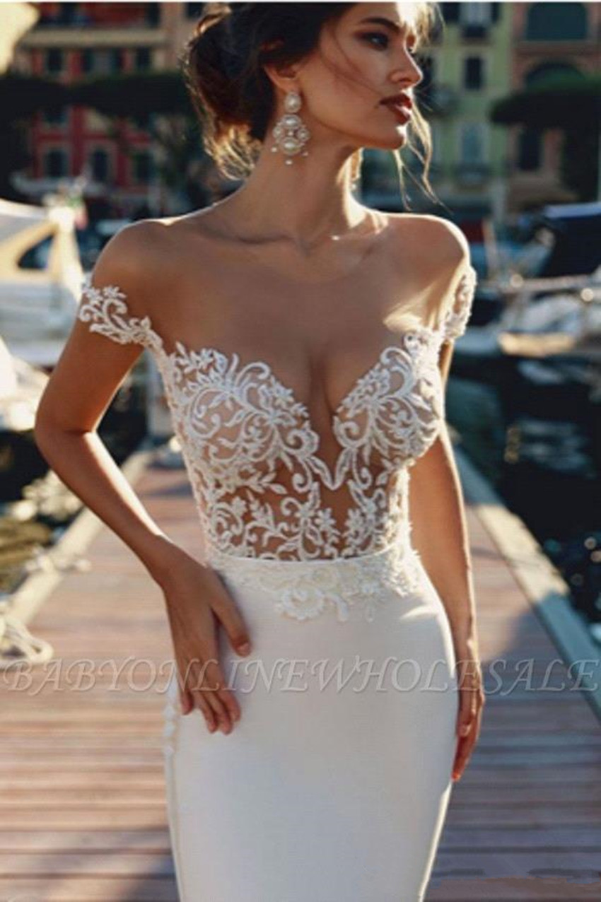 New A Line Summer Wedding Dresses Elegant Sheer Lace Off Shoulder Backless Appliques Ruched Sweep Train Satin Bride Wedding Gowns