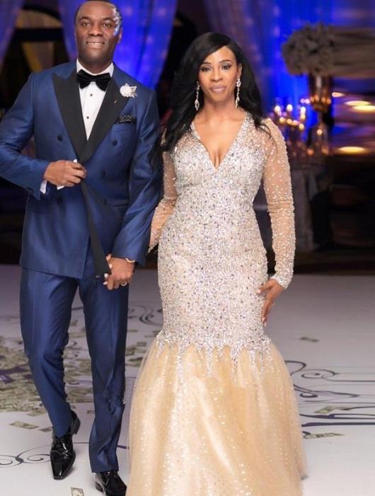 Plus Size Mermaid Prom Dresses V Neck Long Sleeves Crystal Formal Evening Dresses Beaded African Pageant Party Gowns Custom 2019