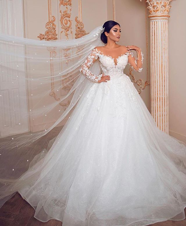 modern new romantic wedding dresses gorgeous long sleeve lace appliqued vestidos de novia see through wedding dress robes de marie