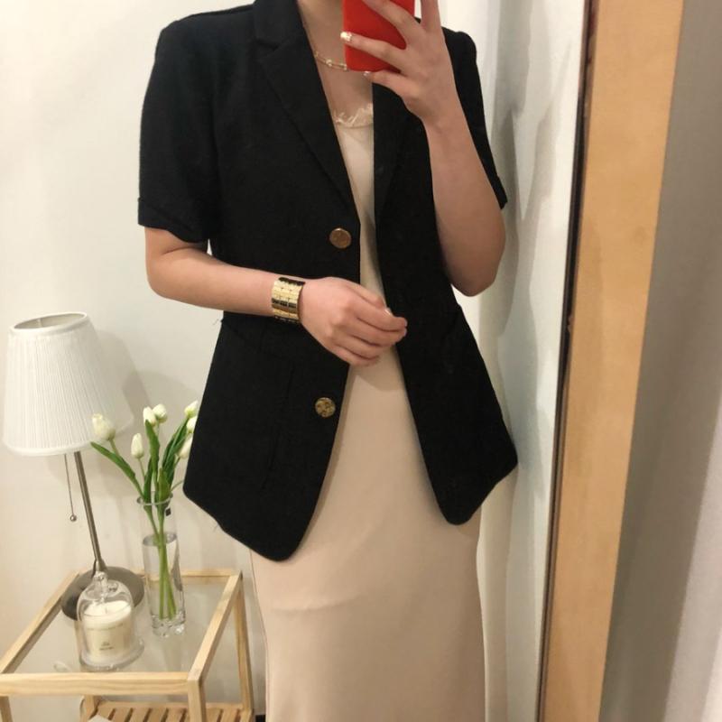 HziriP Formal Suit Blazer Jacket Loose Elegant Summer Blazers 2020 New Office Lady Tops Short Sleeve Solid Casual Women Coat, Black
HziriP Formal Suit Blazer Jacket Loose Elegant Summer Blazers 2020 New Office Lady Tops Short Sleeve Solid Casual Women Coat, Black