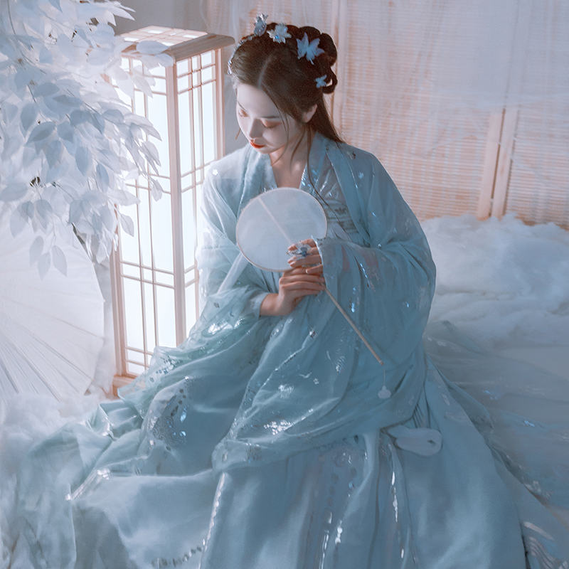 Elegant Chinese Tra… - image