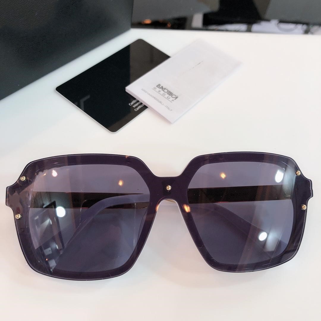 New fashion designer sunglasses 4287 square frame simple popular selling style top quality uv400 protection eyewear with original box
New fashion designer sunglasses 4287 square frame simple popular selling style top quality uv400 protection eyewear with original box