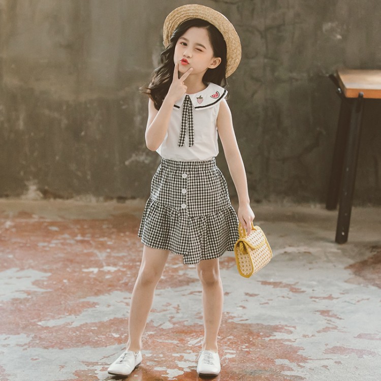 Girls' gown plaid skirt suit summer two-piece suit children's summer middle school children's short skirt, As picture
Girls' gown plaid skirt suit summer two-piece suit children's summer middle school children's short skirt, As picture
