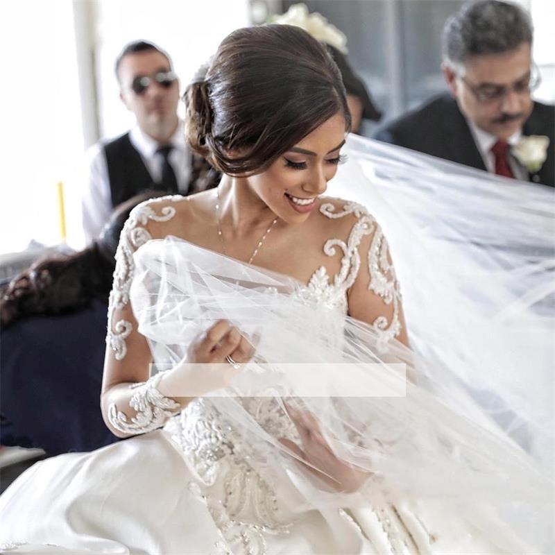 Vintage Illusion Long Sleeves Wedding Gowns Dress Lace Applique Beaded Sheer Neck Backless Ruffled Long Train Satin Bridal Gown