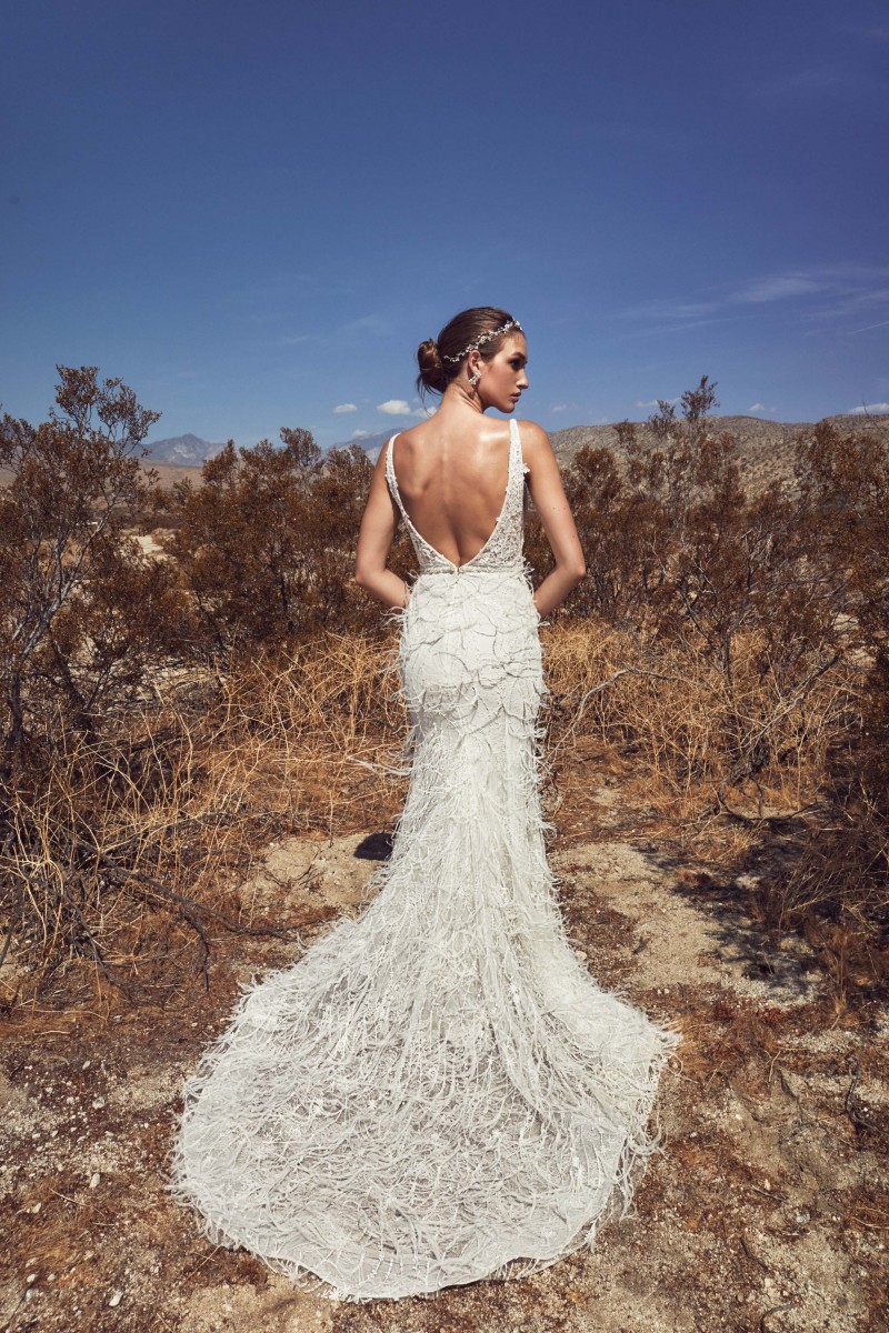 calla blanche mermaid feather wedding dresses sexy deep v neck lace applique garden bridal gown country style bohemian vestido de novia