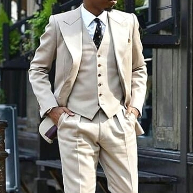 Fashionable One Button Groomsmen Peak Lapel Groom Tuxedos Men Suits Wedding/Prom/Dinner Best Man Blazer(Jacket+Pants+Tie+Vest) 667, Same as image
Fashionable One Button Groomsmen Peak Lapel Groom Tuxedos Men Suits Wedding/Prom/Dinner Best Man Blazer(Jacket+Pants+Tie+Vest) 667, Same as image