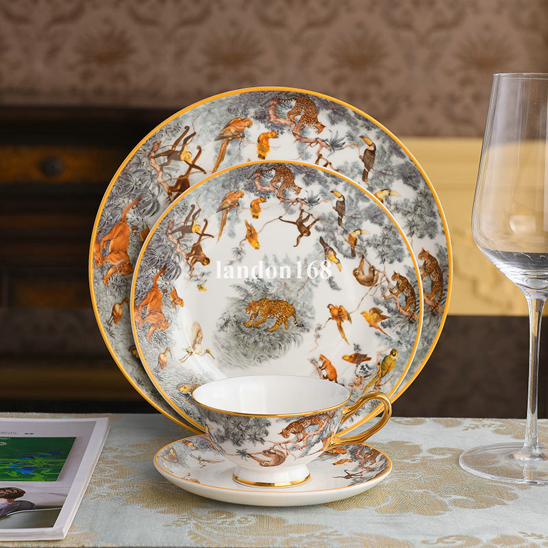 4 pcs set animal pattern ceramic tableware bone china steak plates dinner sets coffee cup and saucer Creative gift
4 pcs set animal pattern ceramic tableware bone china steak plates dinner sets coffee cup and saucer Creative gift