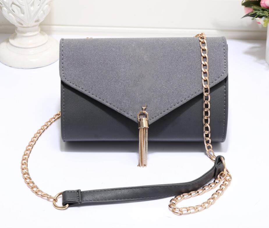 shoulder bags Hot Sale Fashion Bag Designer Crossbody Bag with Chain Strap and Tassel Handbag Shoulder Bag Handbag Wallet Suede PU Stitching
shoulder bags Hot Sale Fashion Bag Designer Crossbody Bag with Chain Strap and Tassel Handbag Shoulder Bag Handbag Wallet Suede PU Stitching