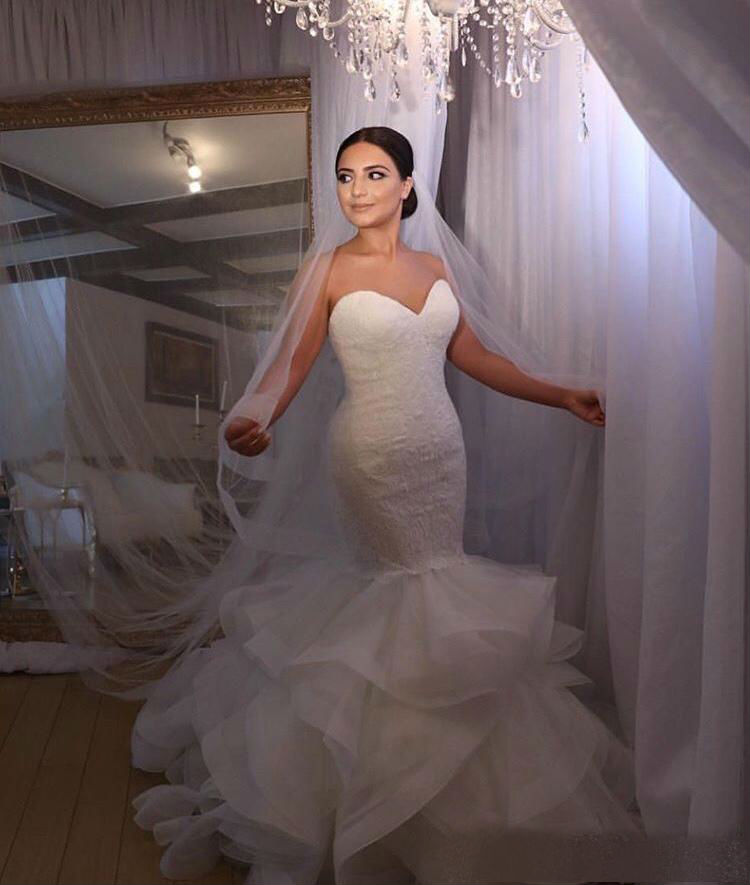 Luxury Dubai Arabic Mermaid Wedding Dresses 2019 Sweetheart Lace Appliques Tiered Ruffles Tulle Plus Size Wedding Dress Boho Bridal Gowns